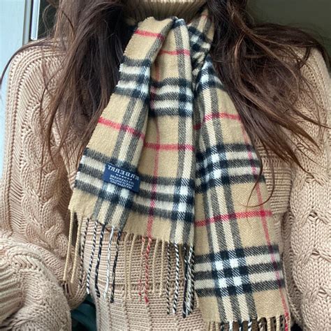 burberry skjerf dame|Burberry silk scarf.